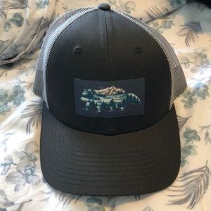 Columbia snap back
